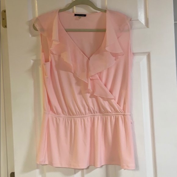 Tommy Hilfiger Tops - Tommy Hilfiger ruffle collar soft pink size L